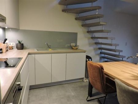 RUIM EN MODERN DUPLEX-APPARTEMENT IN OOSTERZELE - Photo 5
