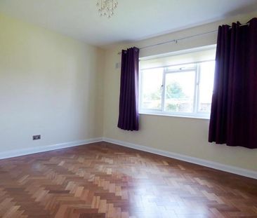 2 bedroom maisonette to rent - Photo 2