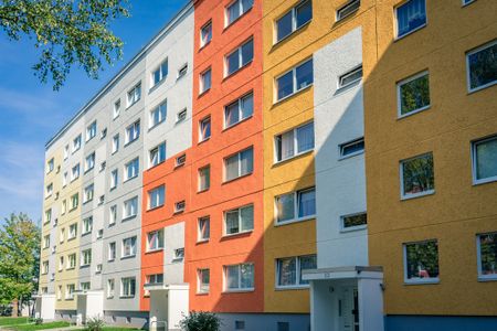 Großzügige 2-Raum-Erdgeschosswohnung mit Balkon - Photo 5