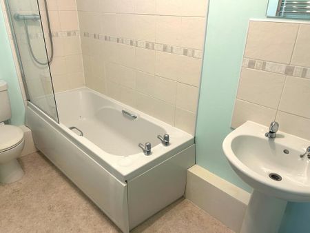 1 bedroom flat to rent - Photo 4