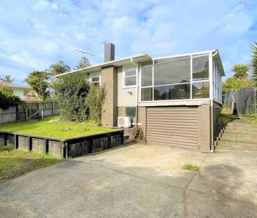 Large 3 Bedroom Home In Birkdale! - Photo 4