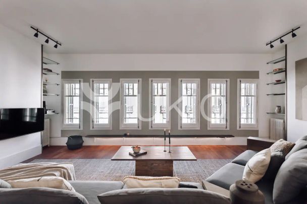 Apartamento de alquiler en Carrer de Roger de Llúria, Dreta de l'Eixample - Foto 1