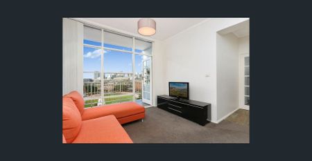 Cosy 12th-Floor Apartment with Spectacular City Views - Photo 3