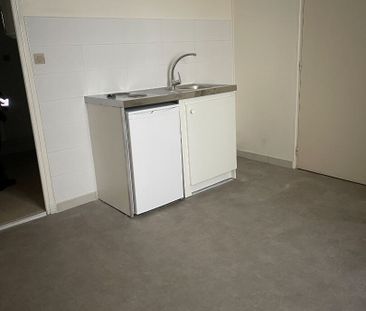 Apartment - Photo 2