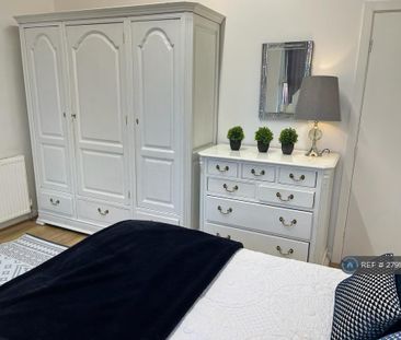 1 bedroom in a house share to rent - Photo 5