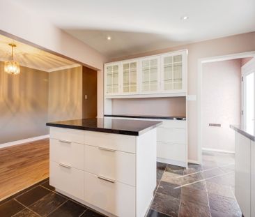 For Lease - 44 Marblehead Crescent, Brampton, Ontario - Photo 3