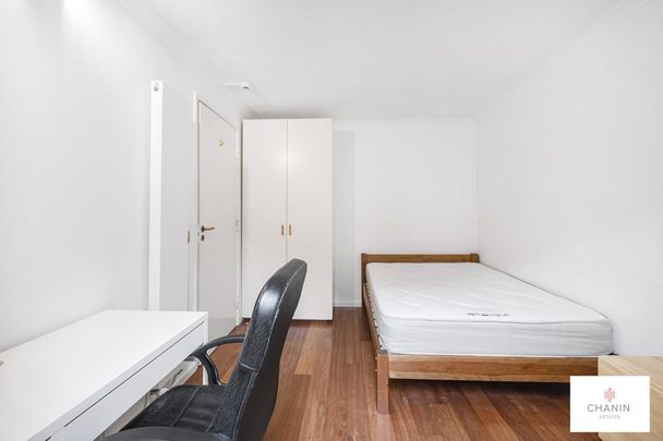 1 bedroom in a house share to rent - Photo 1