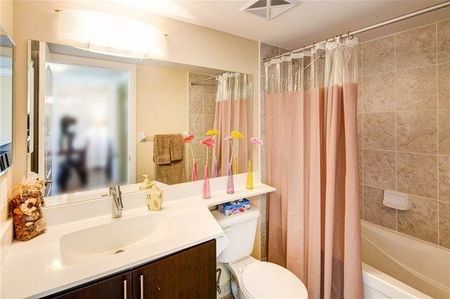 For Lease - 30 North Park Road Unit# 1107, Vaughan, Ontario - Photo 4