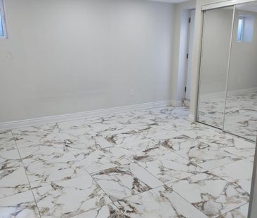 For Lease - 36 Cyclone Trail, Brampton, Ontario - Photo 6