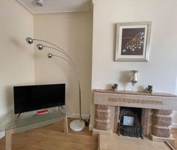 4 bedroom bungalow to rent - Photo 2