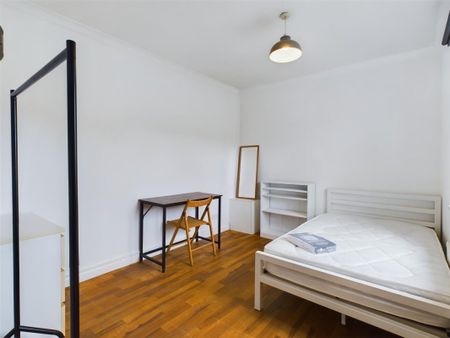 Colbourne Avenue - Photo 3