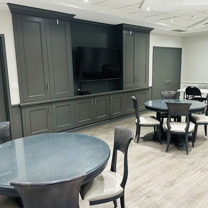 For Lease - 281 Woodbridge Avenue Unit# 510, Vaughan, Ontario - Photo 1