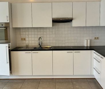 Appartement te huur in Asper voor € 900 met 2 slaapkamers - Photo 2