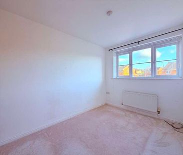 Everside Drive, M8 - Photo 4