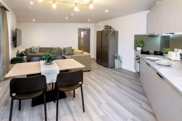 True Apartment - Photo 1