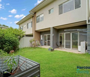 Stunning 4-Bedroom Townhouse in Toongabbie! - Photo 6