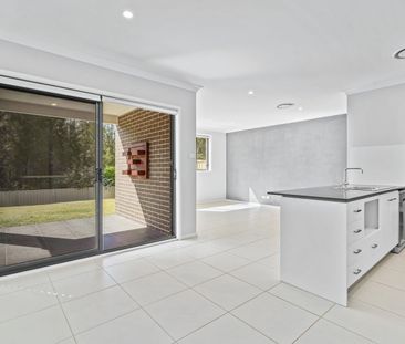 Low Maintenance Family Home - Photo 1