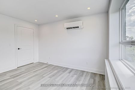 For Lease - 419 Woodbine Avenue Unit# 1, Toronto, Ontario - Photo 5
