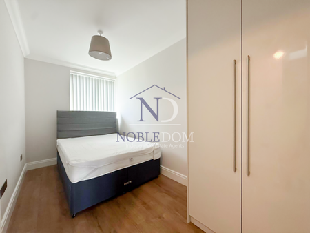 3 bedroom end of terrace house to rent - Photo 4