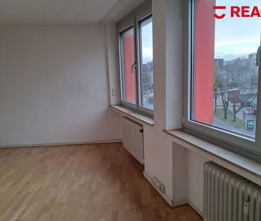 Studis aufgepasst! Einzimmerwohnung mit großer Fensterfront mitten ... - Photo 1