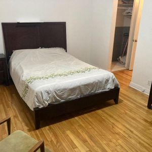 1 490 $ – Grand 3½ meublé – ~1 000 pi² – Tout inclus – Stationnement – Ridgewood - Photo 2
