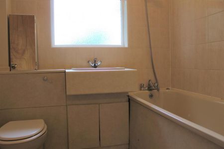 1 bedroom detached house to rent - Photo 2