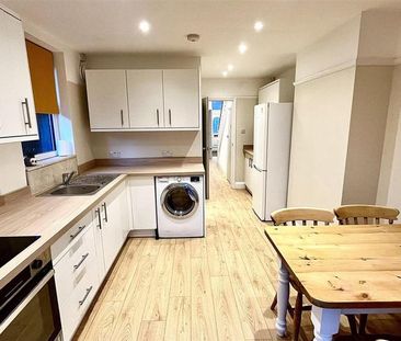 4 bedroom house share to rent - Photo 4