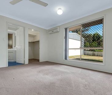 LOW MAINTENANCE LIVING IN NEW AUCKLAND - Photo 5