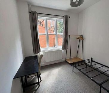St Albans Road, Leicester, LE2 - Photo 2