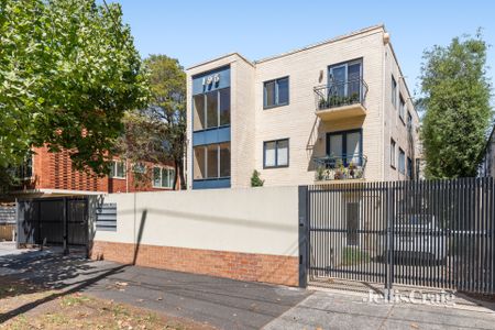 8/195 Brighton Road, Elwood - Photo 3