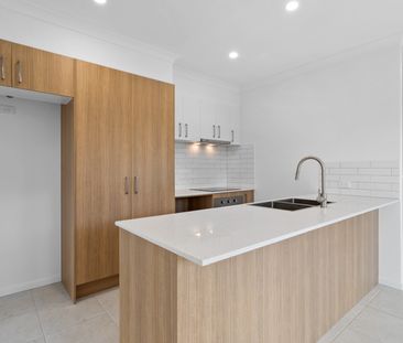 1 River Cove Circuit, Murrumba Downs QLD 4503 - House For Rent | Do... - Photo 4