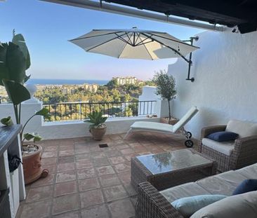 Apartment in Benahavís, Costa del Sol - Photo 6