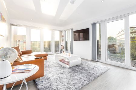 2 Bed Flat, Grand Union Heights, HA0 - Photo 2