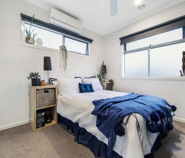 Modern & Appealing - Photo 6