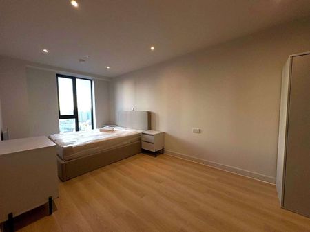 BRAND NEW Fully Furnished Two Double Bedroom, Two Bathroom Apartment at the Waterhouse Gardens Development. AVAILABLE NOW! - Photo 5