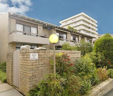 1/44 Fairlight Street, Fairlight NSW 2094 - Townhouse For Rent | Do... - Photo 5