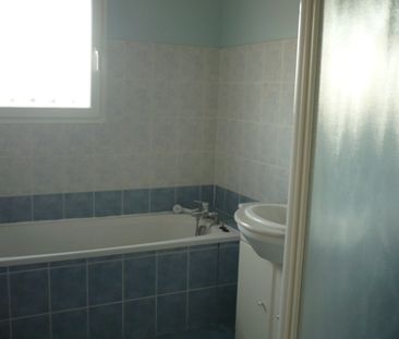 Location Maison 5 pièces 95m² - Photo 3