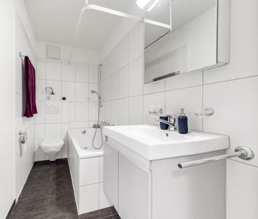 Praktisch und zentral - Ideal für Singles! - Photo 3