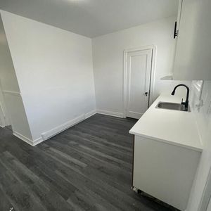 3 ½ Fraîchement Rénové! - Photo 2