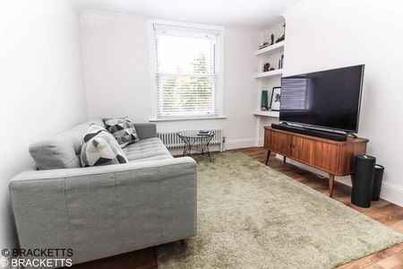 2 bedroom semi-detached house to rent - Photo 2