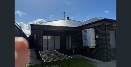 🏡 Cozy Comfort in Munno Para West – Your Next Home Awaits! - Photo 5