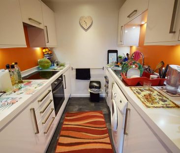 Pine Grange Bath Road, BH1, Bournemouth - Photo 2