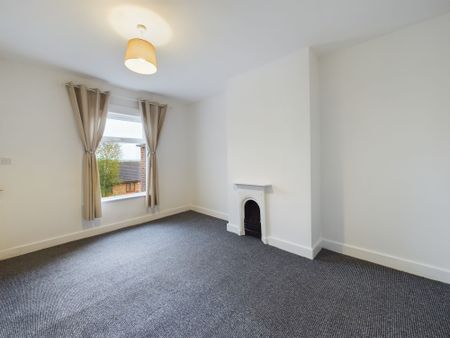 Manchester Road, Tyldesley, M29 - Photo 3