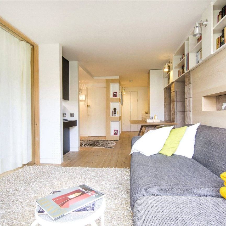 Burrells Wharf Square, E14 - Photo 1