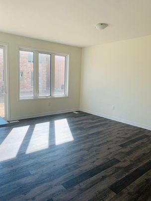 For Lease - 1366 Sycamore Garden, Milton, Ontario - Photo 1