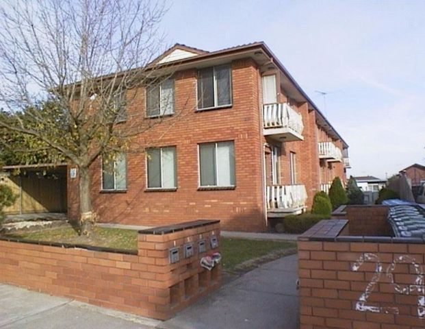 2 / 29 Hemmings Street, Dandenong - Photo 1