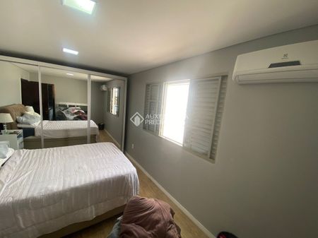 Casa com 4 quartos e 298m² para alugar em Independência, São Bernardo do Campo. - Foto 4