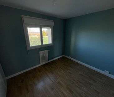 Location - Appartement T3 - 62 m² - Montbéliard - Photo 2