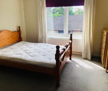 4 Bed End Terrace, Berkeley Close, SO15 - Photo 1