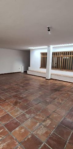 Casa para alugar com 230m², 5 quartos e 3 vagas - Photo 1